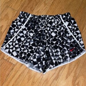 Nike Girls Size Large Kids Dri-fit Running Shorts Standard Fit Lined